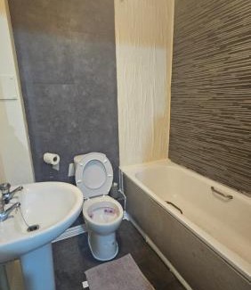 Waltham Abbey House | Homestay Special