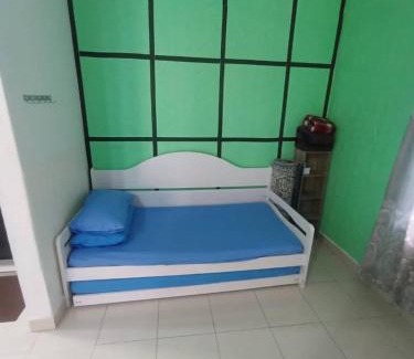 Batu Buruk House | Homestay sri ladang