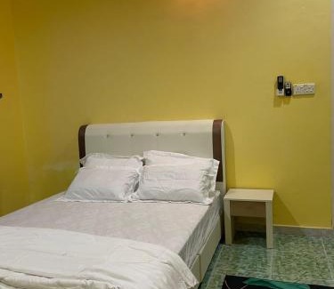 Kampung Raya Rawa House | HOMESTAY Teratak Besut (HA)