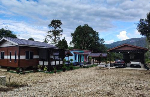 Gua House | Homestay Teratak D'Desa
