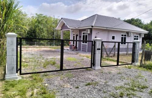 Jasin House | Homestay Tok Abah Jasin