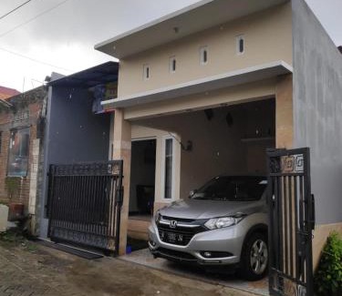 Beji House | Homestay Wahyudi 1 syariah