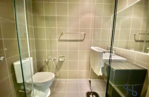 Tanjung Aru House | Homesuite' Home at Aeropod SOVO