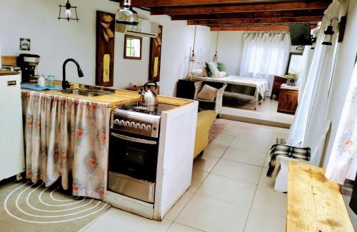 Mbombela Apartment | HomeSweetHome: Cozy Tiny