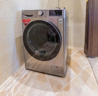 King Abdul Aziz Road Apartment | HOMETEL KHOZAMa