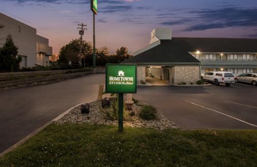 Florence Hotel | HomeTowne Studios by Red Roof Florence, KY-Cincinnati Airport