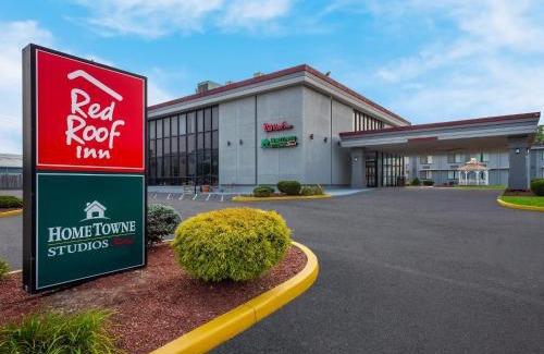 Painted Post Hotel | HomeTowne Studios by Red Roof Painted Post