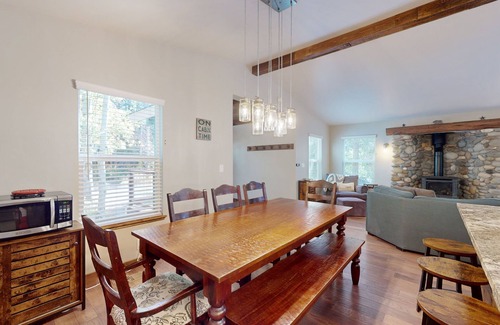 Tahoe Pines Cabin | Homewood Cabin Among the Pines with private hot tub - dog-friendly