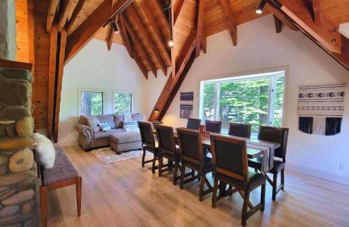McKinney Estates House | Homewood Hideaway Family Friendly plus EV Charger