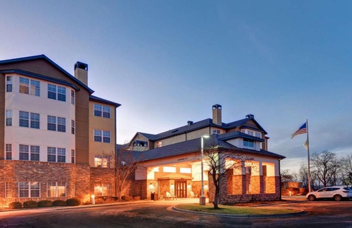 Overland Park Hotel | Homewood Suites by Hilton Kansas City/Overland Park