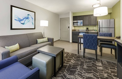 Chesterfield Hotel | Homewood Suites by Hilton St. Louis-Chesterfield