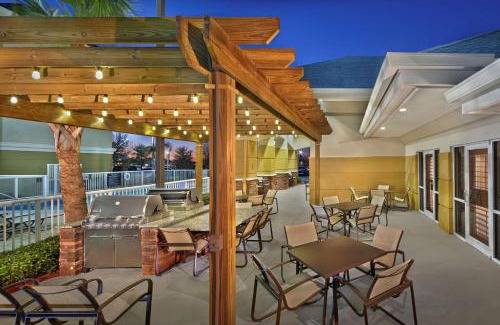 Daytona Beach Hotel | Homewood Suites by Hilton Daytona Beach Speedway-Airport