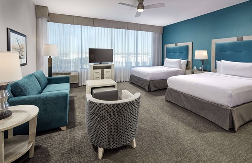 Harbor Hotel | Homewood Suites by Hilton Long Beach Airport