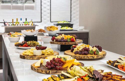Wynnefield Heights Hotel | Homewood Suites by Hilton Philadelphia-City Avenue