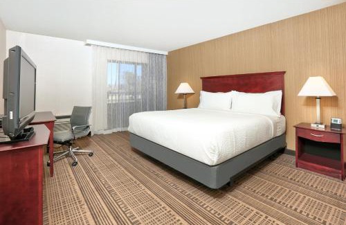 Santa Maria Hotel | Homewood Suites by Hilton Santa Maria
