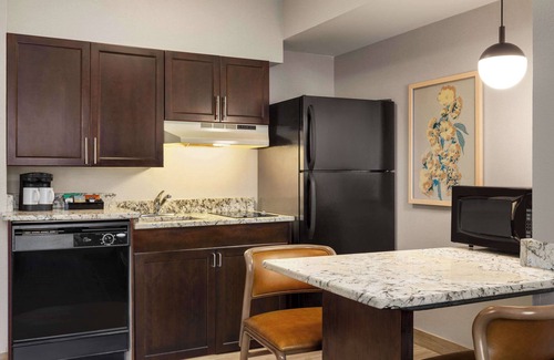 Logan Circle Hotel | Homewood Suites by Hilton Washington, D.C. Downtown