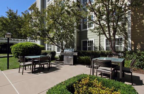Newark Hotel | Homewood Suites by Hilton Newark Fremont