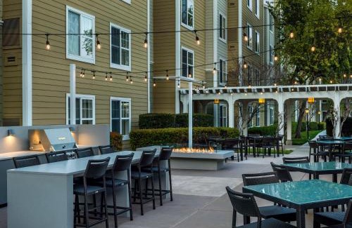 Newark Hotel | Homewood Suites by Hilton Newark Fremont