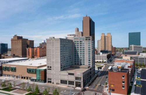 Downtown Toledo Hotel | Homewood Suites By Hilton Toledo Downtown