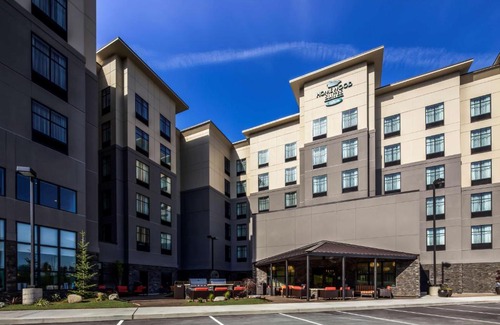 Lynnwood Hotel | Homewood Suites by Hilton Seattle/Lynnwood