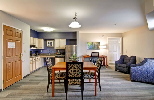 Stratford Hotel | Homewood Suites by Hilton Stratford
