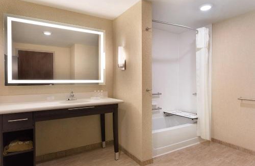 West Des Moines Hotel | Homewood Suites by Hilton West Des Moines/SW Mall Area
