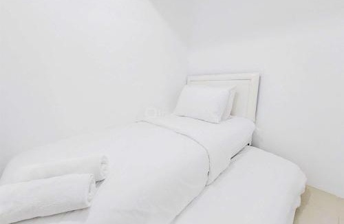 South Tangerang Apartment | Homey and Comfort Living 2BR Urbantown Serpong Apartment By Travelio