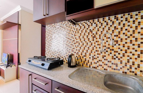Old Jakarta Apartment | Homey And Comfy Stay 2Br Mangga Dua Apartment