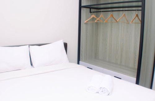 Cikarang Apartment | Homey and Minimalist Studio at Vasanta Innopark Apartment By Travelio