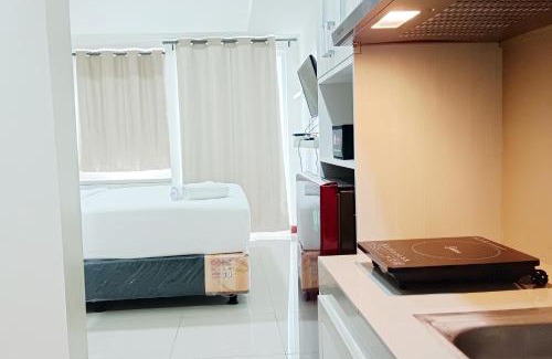 Panakkukang Apartment | Homey and Tidy Studio Apartment at Vida View Makassar By Travelio