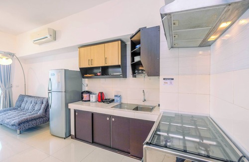 East Kuningan Apartment | Homey And Warm 1Br Apartment At Ambassade Kuningan