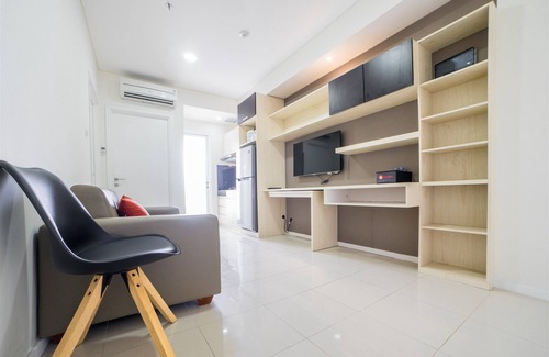 Hegarmanah Apartment | Homey Apartment at Parahyangan Residence near Parahyangan University