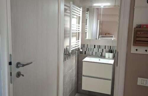 Sector 4 Apartment | Homey Apartment Vacaresti