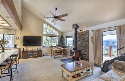 Colfax Apartment | Homey Colfax Getaway with Private Hot Tub!