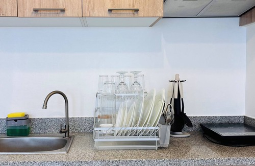 Mandurriao Condo | Homey Comfort Retreat