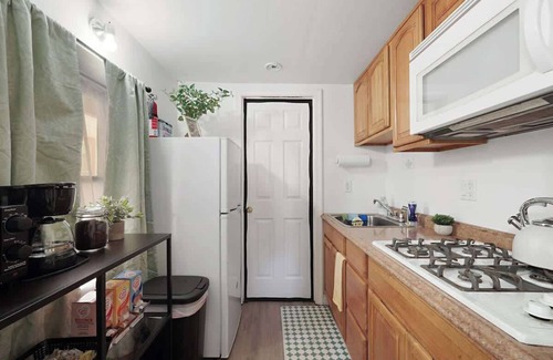 Downtown Sacramento Apartment | Homey Downstairs Studio Near Downtown and the River