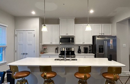 Golf View House | Homey Frederick Haven – Comfort & Convenience in Historic Frederick
