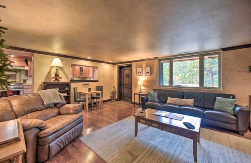 Cascade-Chipita Park Apartment | Homey Mtn View Escape: 11 Mi to Garden of the Gods
