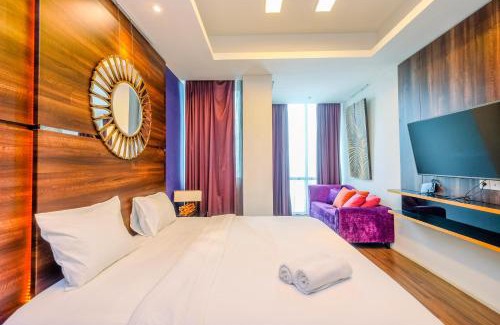 Bangka Apartment | Homey Penthouse 3BR with Extra Room Kemang Village Apartment By Travelio