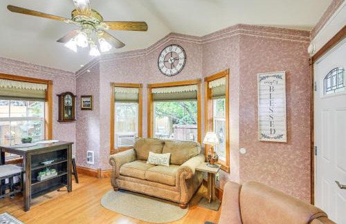 Libby Apartment | Homey Pet-Friendly Libby Cottage with Yard by Creek!