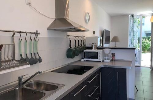 Saint-Fons Apartment | HOMEYPIC T3 en rez de jardin proche de Lyon