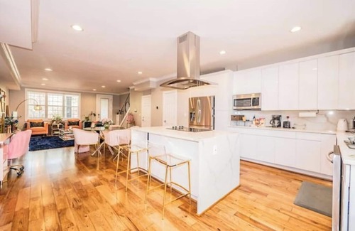 Brightwood Park Apartment | Homie 2BR w/1.5BA Home with Patio & Deck in NW DC