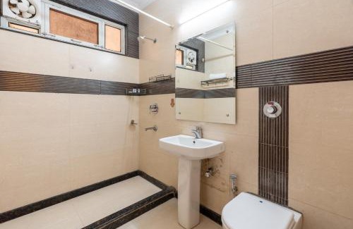 New Friends Colony Apartment | Homlee-LushGreen 2BHK-South DEL-Ground Floor