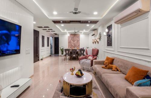 Saket Apartment | Homlee-Pentagon 5 BHK luxurious-Lift-Parking-Saket