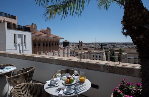 Distrito Centro Apartment | Hommyhome Coliseum 102