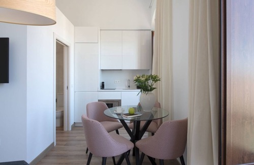 Distrito Centro Apartment | Hommyhome Coliseum 204