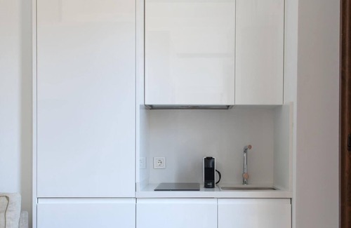 Distrito Centro Apartment | Hommyhome Coliseum 301