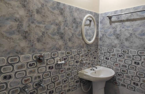 Golaghat Hotel | Homocation Panchami Homestay