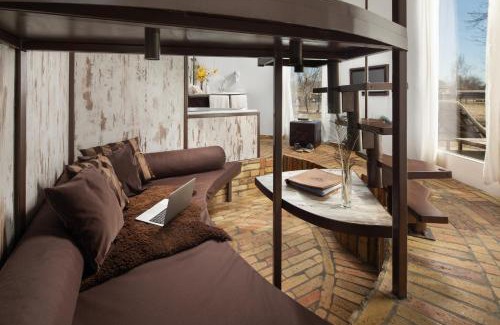 Ruzsa Resort | HOMOKI LODGE Bed & Beyond Glamping Adult Only