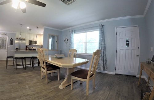 Homosassa House | Homosassa Waterfront with boat dock deep-water canal